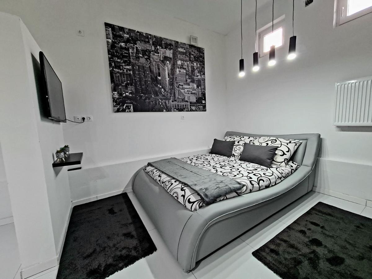 Airport Luxury Apartman 42 Vecsés Buitenkant foto
